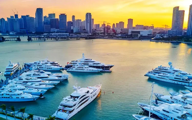 12 Miami International Yacht & Boat Show 2024 (MIBS)