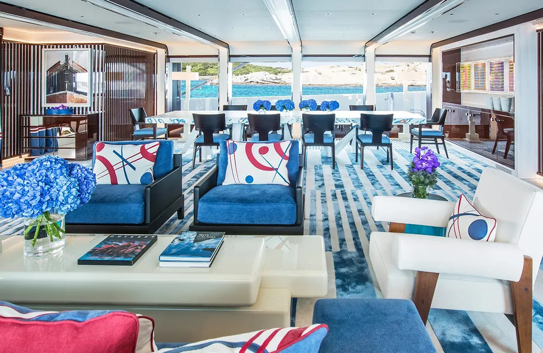 Charter Yacht 2025: 95M CC SUMMER Main Salon