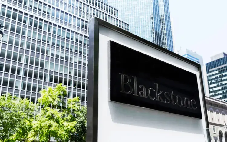 Blackstone Acquires Safe Harbor Marinas for Record Amount