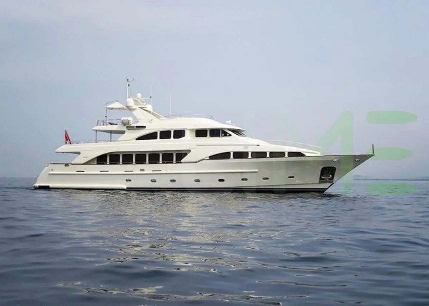 White Grand Delight yacht - 114' (34m) Benetti offered by LIME Yachts and Brokerage of Ft Lauderdale, Florida.