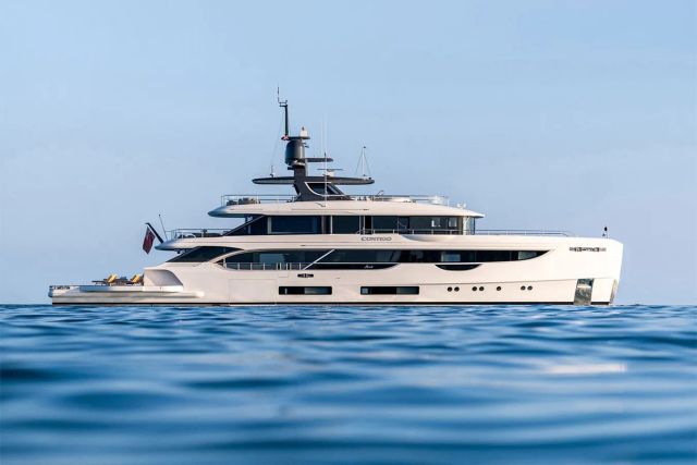 Contigo Yacht one of twelve luxury yachts for sale