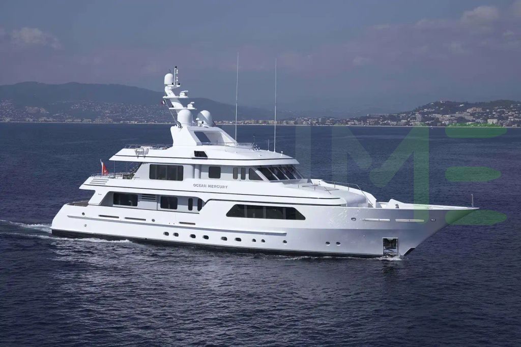 White Ocean Mercury yacht - 127' (39m) Feadship offered by LIME Yachts and Brokerage of Ft Lauderdale, Florida.