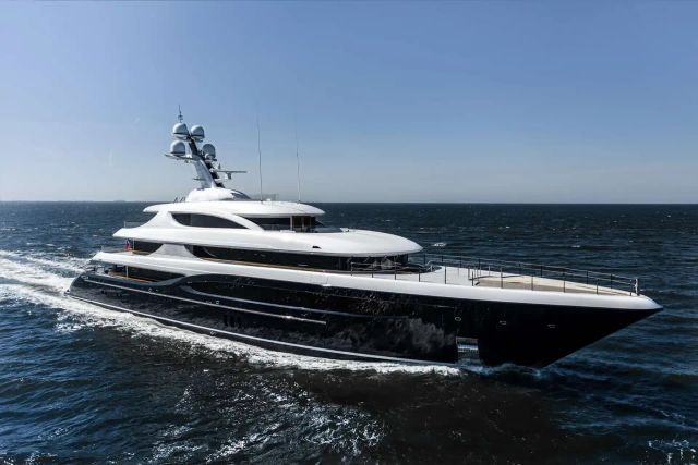 Podium Yacht one of twelve luxury yachts off market