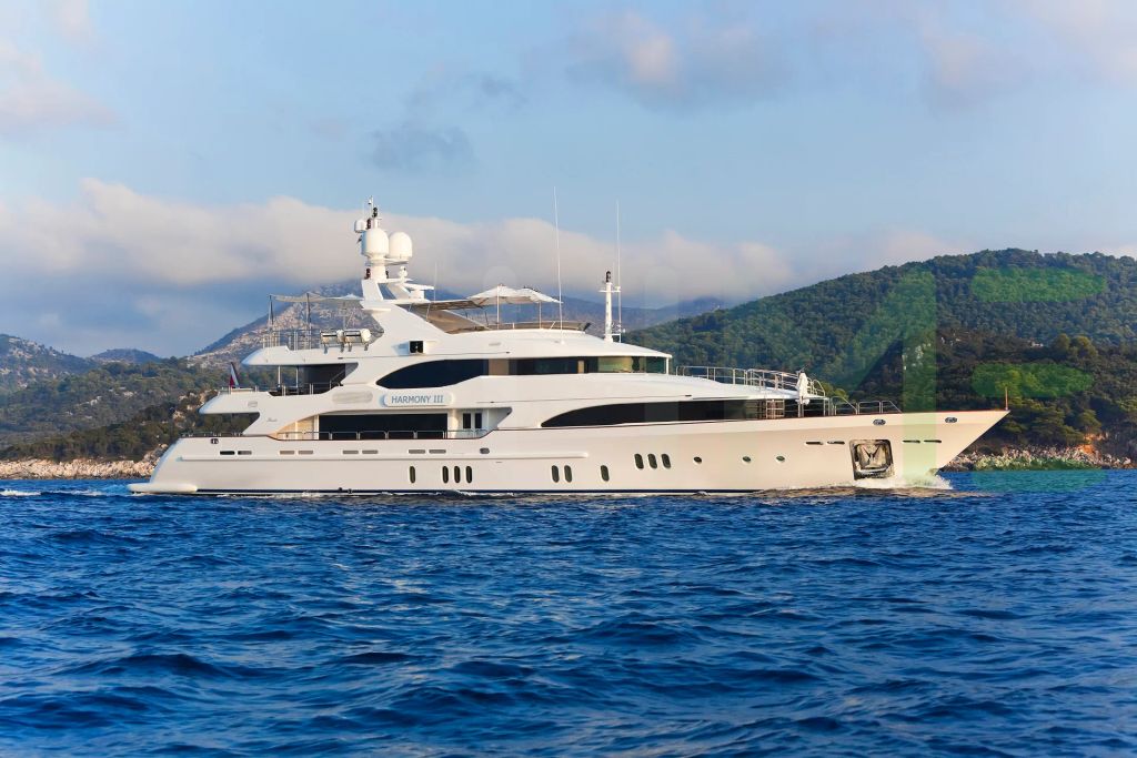 White Harmony III yacht for charter and price, located in Mediterranean; Croatia; Italy; Montenegro; Please enquire; . offered for rent by LIME Yachts and Brokerage located in Fort Lauderdale Florida.