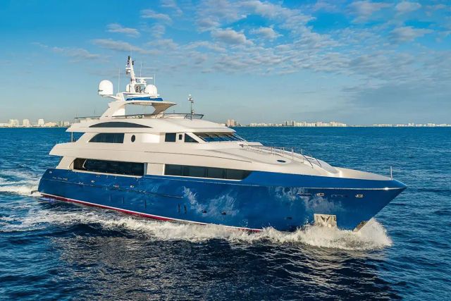Kajak Yacht one of twelve luxury yachts off market