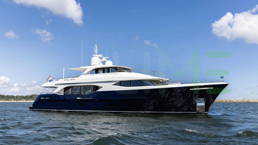 White Moonen 110 Mustique yacht for sale and price, showing the details and features of the interior and exterior available for purchase from LIME Yachts and Brokerage located in Fort Lauderdale Florida.