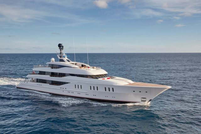 Hampshire Yacht one of twelve luxury yachts for sale