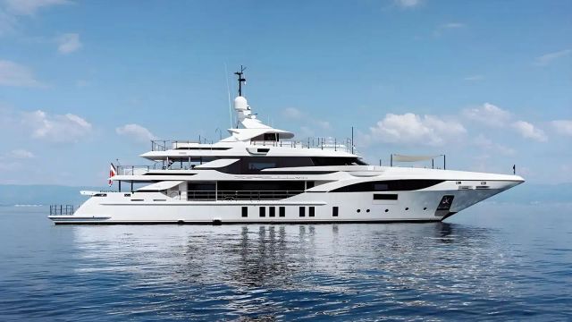 Seagull MRD Yacht one of twelve luxury yachts for sale