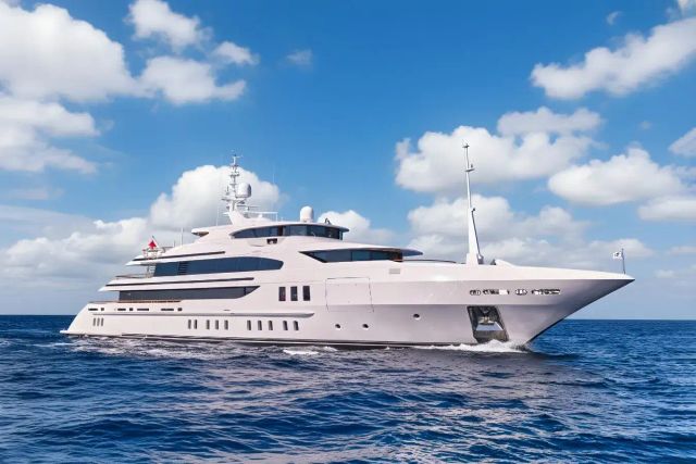 Seakid II 183 ft yacht (56m) Benetti yachts off market. The best new and used boats. One of twelve superyachts.