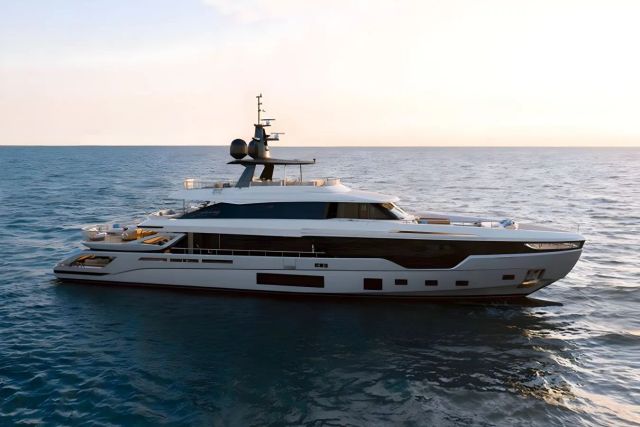 Realize Yacht one of twelve luxury yachts off market