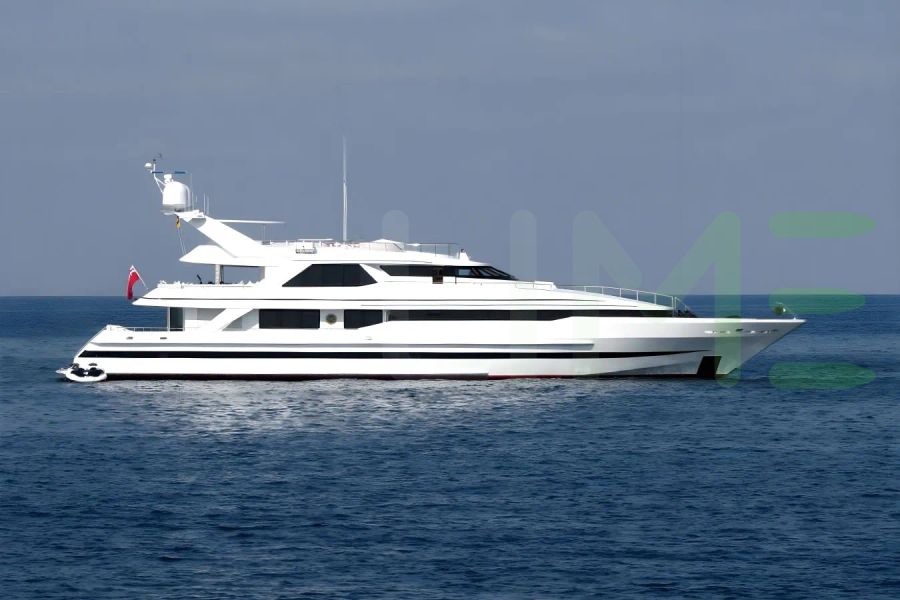 White Harbour Moon yacht - 2025 guide with the owner of the world's 2022nd largest yacht, the 87th largest yacht built by superyacht builder Heesen, based in Netherlands.