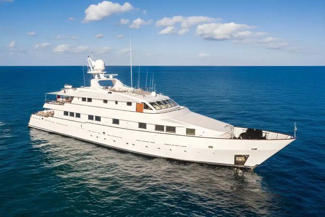 CD Two 141 ft yacht (43m) Cantiere Navale for sale. Price, plans, specifications, builder. One of twelve top luxury yachts.