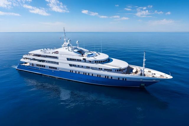Queen Miri Yacht one of twelve luxury yachts for charter