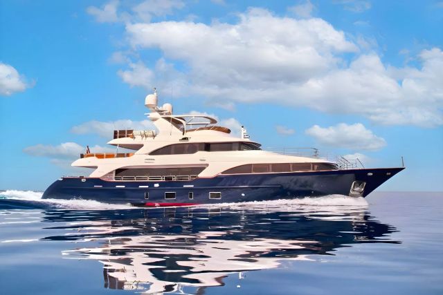Option B yacht, a 121 ft Benetti luxury superyacht underway, 36.9 meters, built in 2012, 2022.