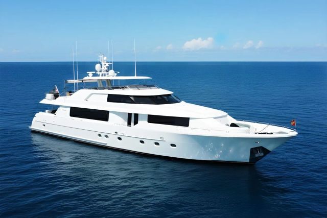 Cerca Trova Yacht one of twelve luxury yachts for sale