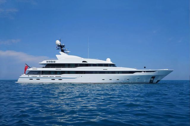 Marun Yacht one of twelve luxury yachts