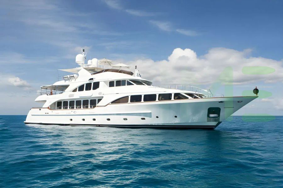 White Mi Amore Julia yacht for charter and price, located in Mediterranean; France; Italy; Monaco offered for rent by LIME Yachts and Brokerage located in Fort Lauderdale Florida.