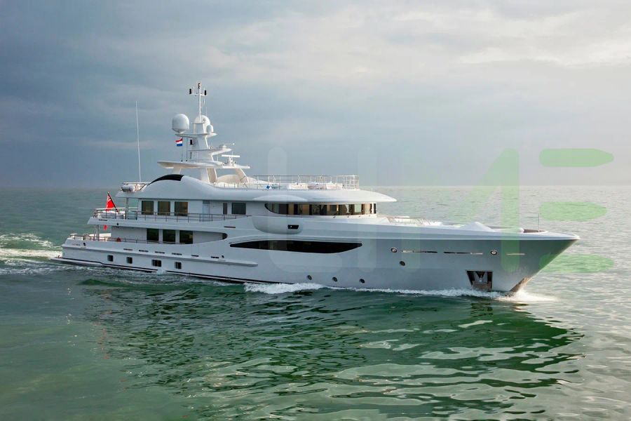 White Step One yacht - 2025 guide with the owner of the world's 799th largest yacht, the 53rd largest yacht built by superyacht builder Amels, based in Netherlands.