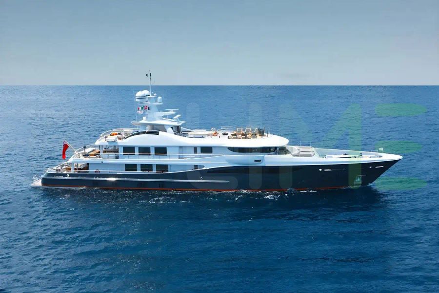 White Gene Machine yacht - 2025 guide with the owner of the world's 799th largest yacht, the 53rd largest yacht built by superyacht builder Amels, based in Netherlands.
