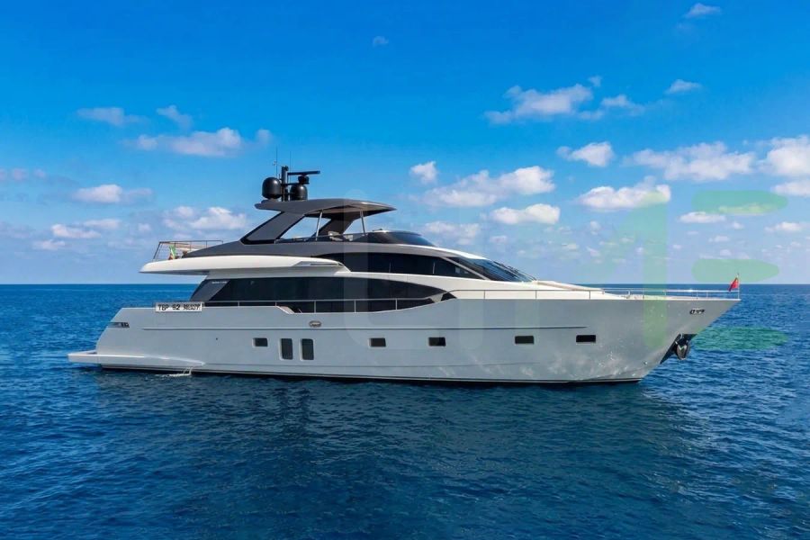 White Deep Plane yacht - 2026 guide with the owner of the world's 12962nd largest yacht, the 728th largest yacht built by superyacht builder Sanlorenzo, based in Italy.