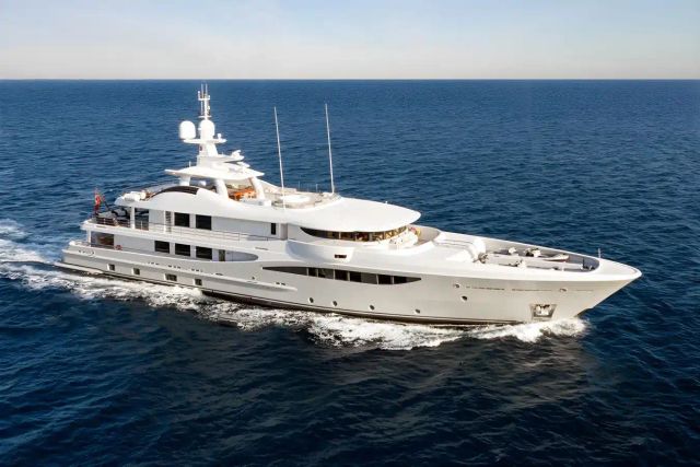Were Dreams Yacht one of twelve luxury yachts for sale