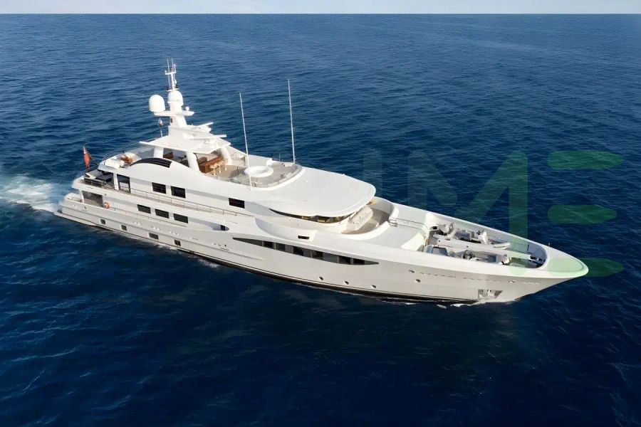 White Lady Brave yacht - 2025 guide with the owner of the world's 965th largest yacht, the 75th largest yacht built by superyacht builder Amels, based in Netherlands.