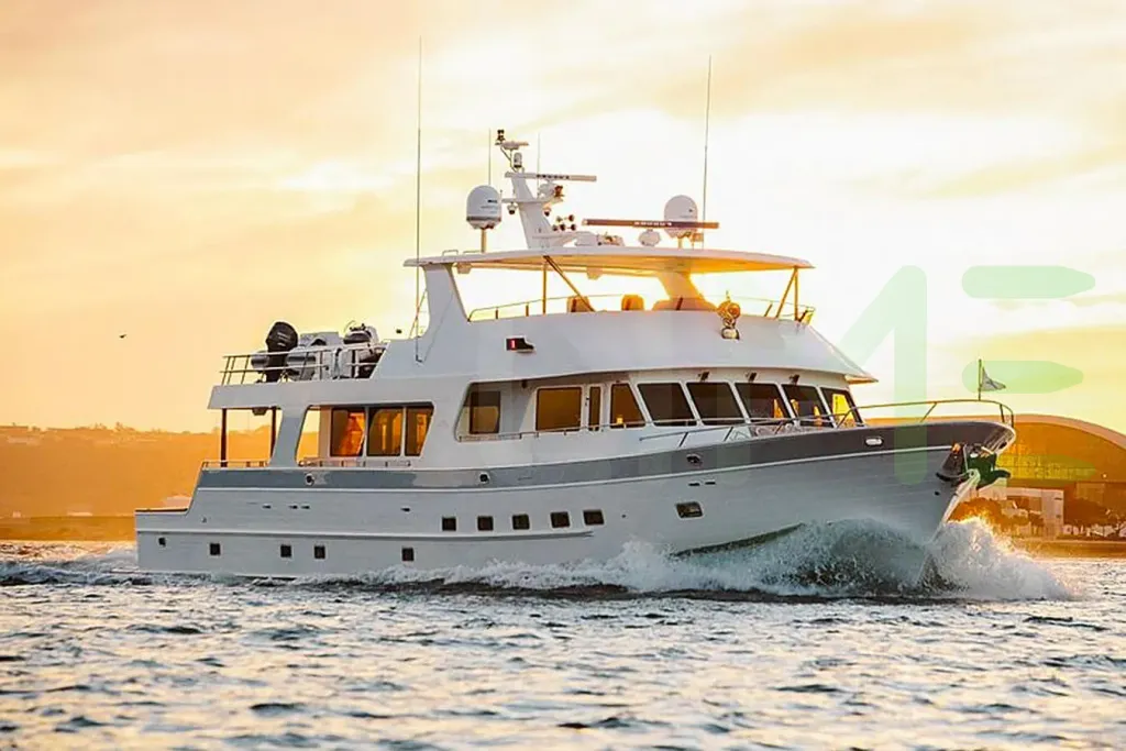 White 44 North yacht - 87' (26m) Outer Reef offered by LIME Yachts and Brokerage of Ft Lauderdale, Florida.