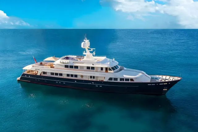 A2 yacht, a 153 ft Feadship luxury superyacht underway, 46.9 meters, built in 1983, 2022.