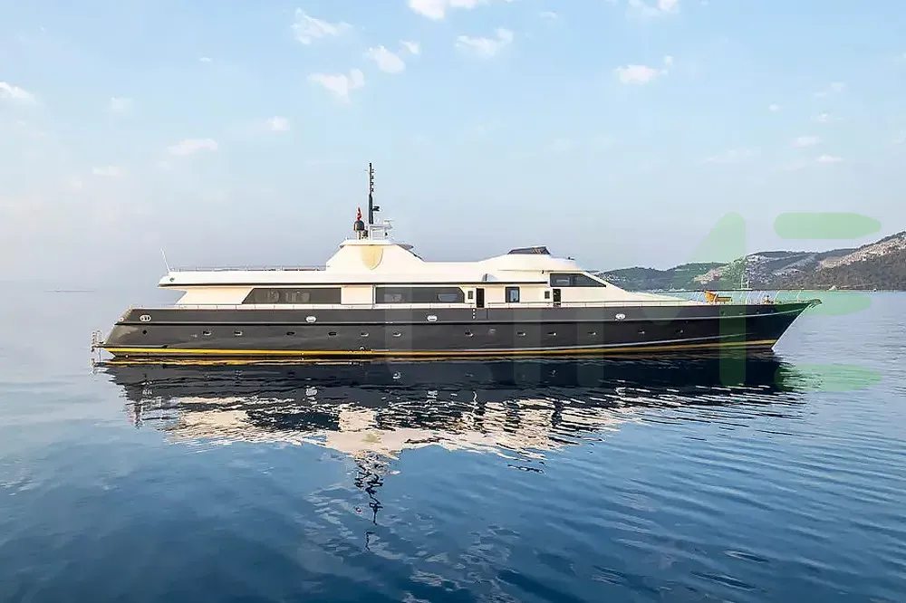 White Alkonost yacht - 2026 guide with the owner of the world's 1807th largest yacht, the 95th largest yacht built by superyacht builder Lürssen, based in Germany.