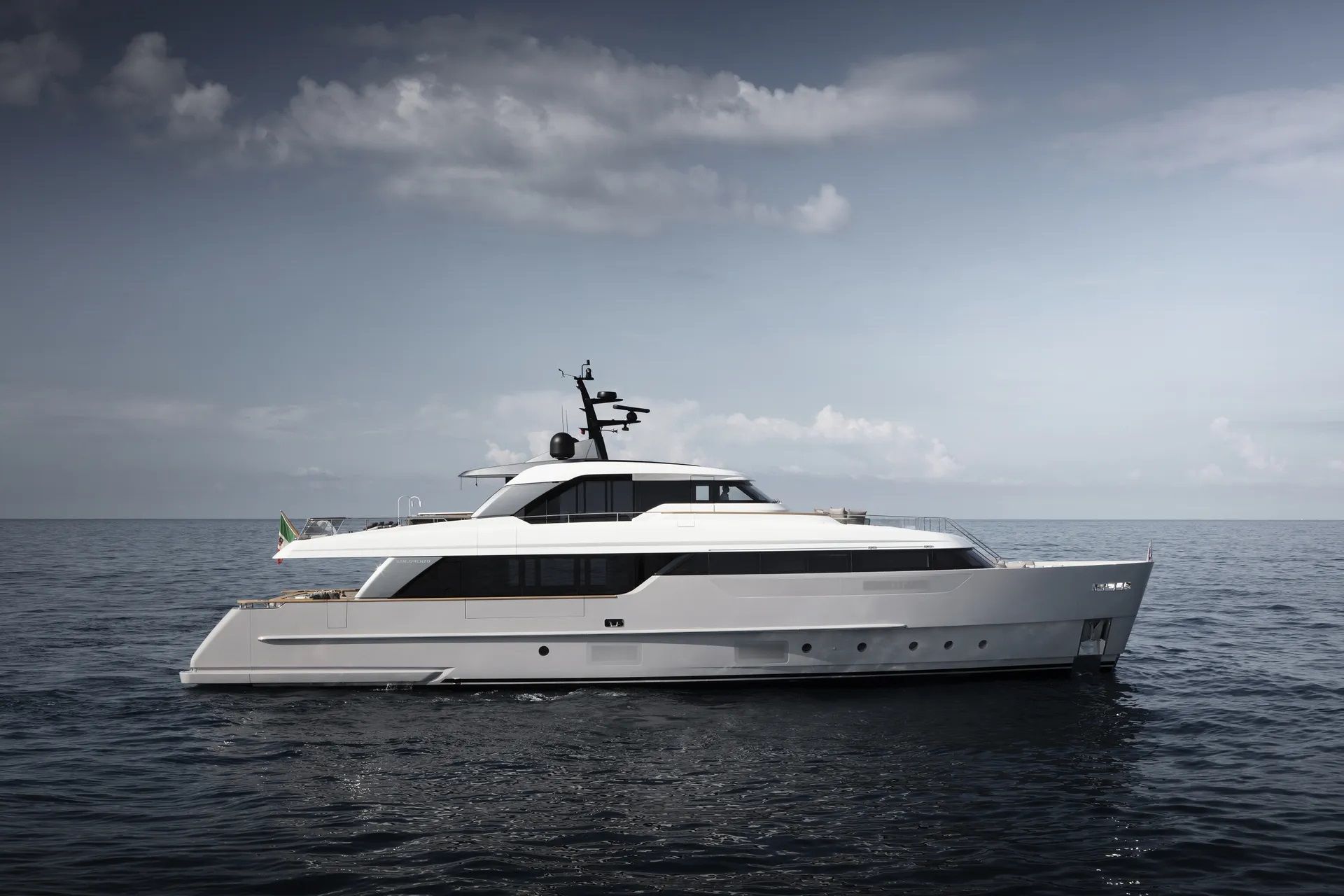 Amiga yacht, a 94 ft Sanlorenzo luxury superyacht underway, 28.93 meters, built in 2021.