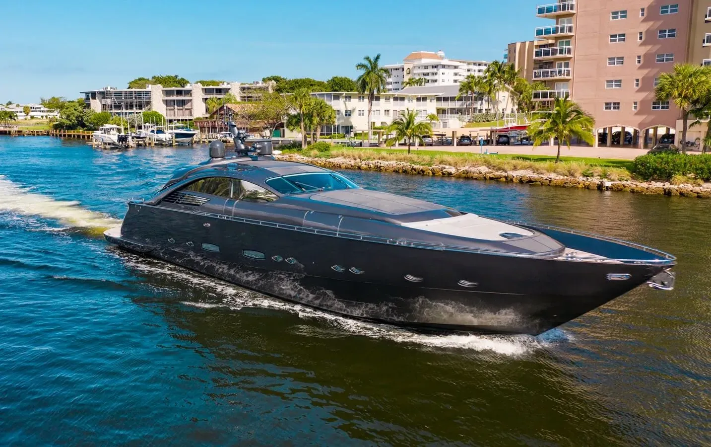 Amora yacht, a 88 ft Pershing luxury superyacht underway, 26.97 meters, built in 2003.