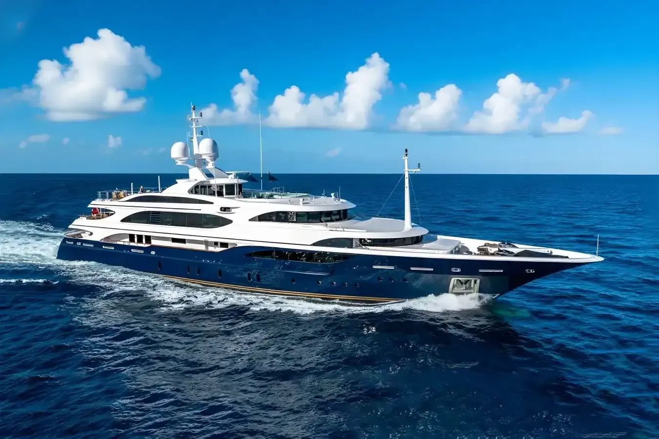 Andiamo yacht, a 194 ft Benetti luxury superyacht underway, 59.3 meters, built in 2009, 2020.