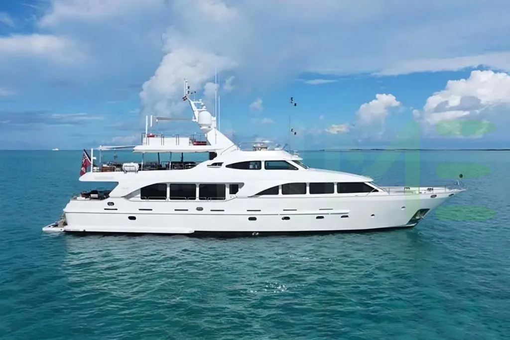 White Anypa yacht - 2026 guide with the owner of the world's 6981st largest yacht, the 348th largest yacht built by superyacht builder Benetti Yachts, based in Italy.