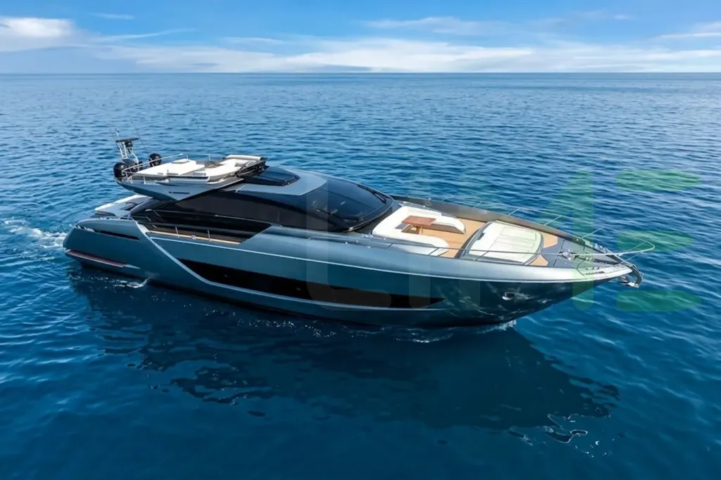 White Anywhere yacht - 2026 guide with the owner of the world's 9750th largest yacht, the 164th largest yacht built by superyacht builder Riva, based in Italy.