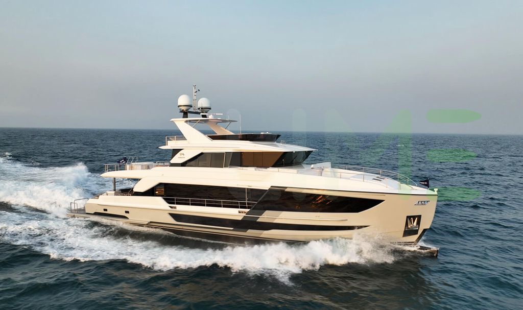 White Askari yacht - 103' (31m) Horizon offered by LIME Yachts and Brokerage of Ft Lauderdale, Florida.