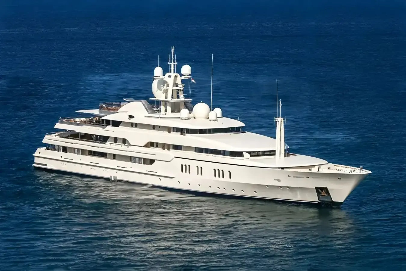Atlantis yacht, a 256 ft Amels luxury superyacht underway, 78.03 meters, built in 1995, 1999.