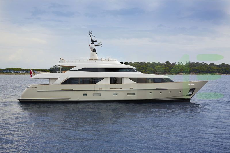 White Bonita II yacht - 110' (33m) Sanlorenzo offered by LIME Yachts and Brokerage of Ft Lauderdale, Florida.