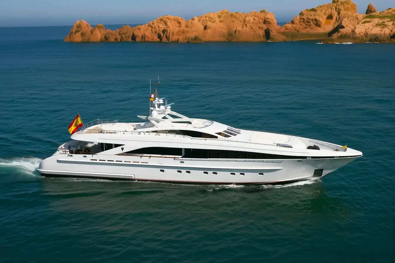 Buka U yacht, a 122 ft Heesen luxury superyacht underway, 37.3 meters, built in 2006.