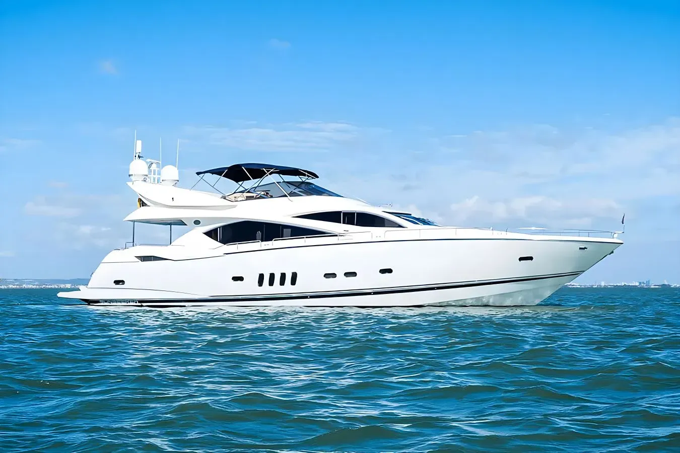 Chess yacht, a 82 ft Sunseeker luxury superyacht underway, 25.12 meters, built in 2005, 2021.
