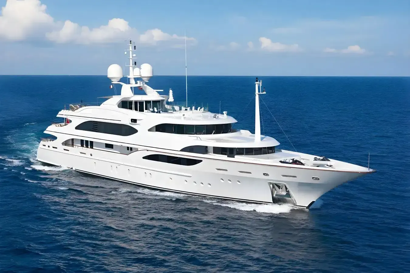 Christina V yacht, a 194 ft Benetti luxury superyacht underway, 59.3 meters, built in 2008, 2016.