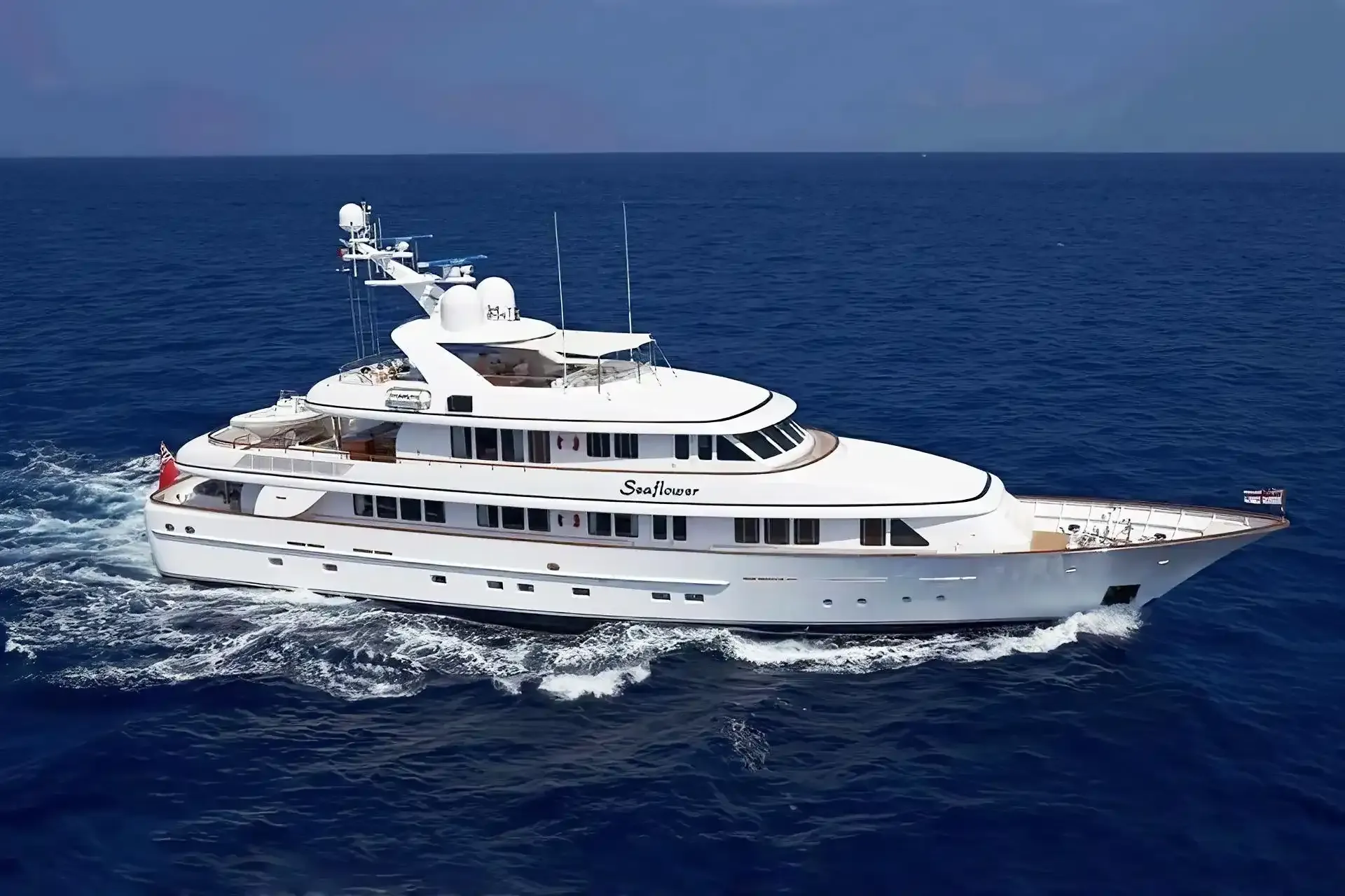Cipitouba yacht, a 131 ft Feadship luxury superyacht underway, 40 meters, built in 2002, 2017.