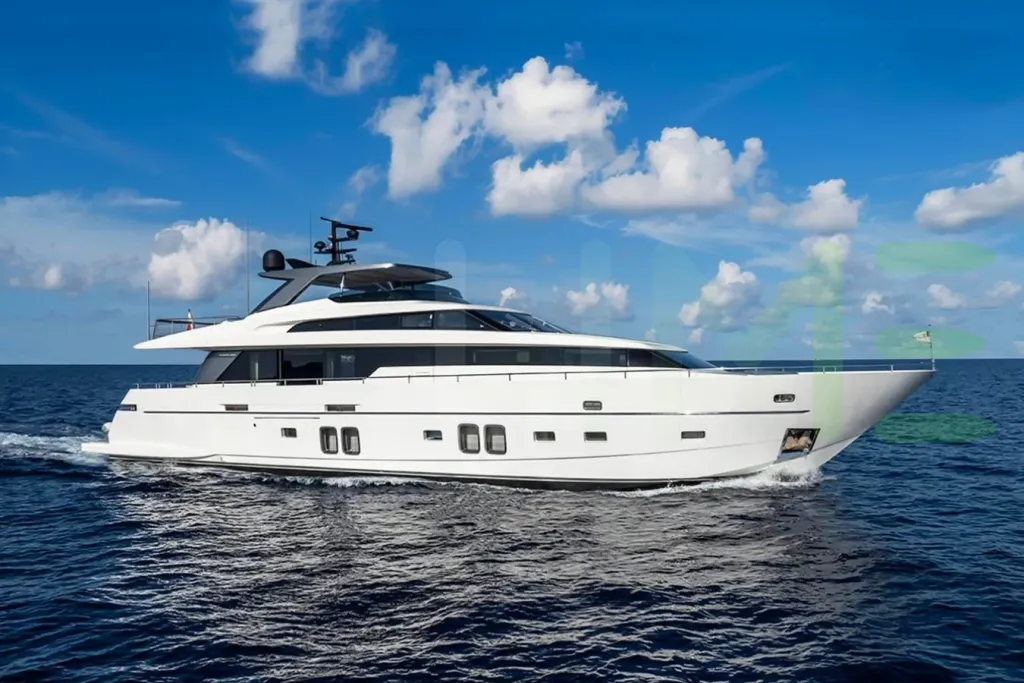 White Cobana yacht - 95' (28m) Sanlorenzo offered by LIME Yachts and Brokerage of Ft Lauderdale, Florida.