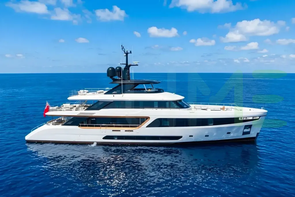 White DAWO yacht - 121' (36m) Benetti Yachts offered by LIME Yachts and Brokerage of Ft Lauderdale, Florida.