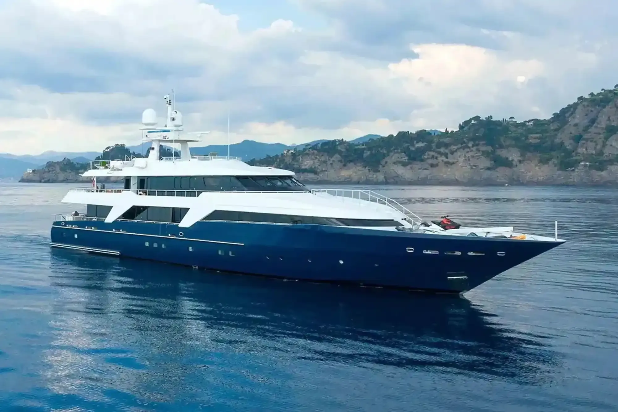 Deep Blue II yacht, a 143 ft Oceanco luxury superyacht underway, 43.7 meters, built in 1996, 2022.