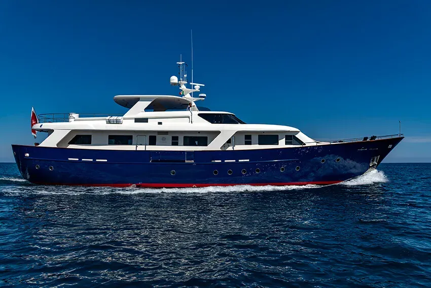 Don Ciro yacht, a 103 ft Benetti luxury superyacht underway, 31.5 meters, built in 2002, 2019.