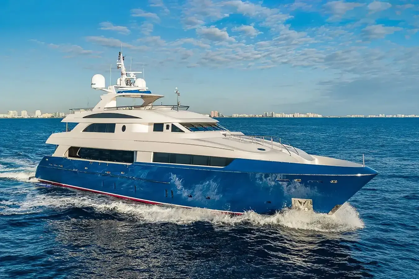 Duchess yacht, a 132 ft Horizon luxury superyacht underway, 40.23 meters, built in 2008, 2022.