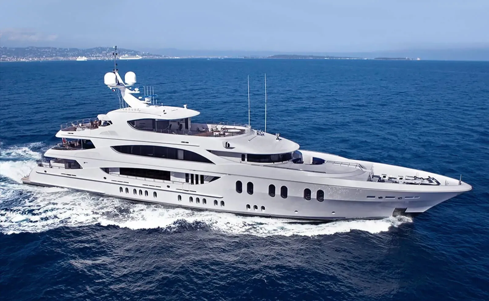 Elis Et Mar yacht, a 187 ft Trinity luxury superyacht underway, 57.03 meters, built in 2012, 2024.