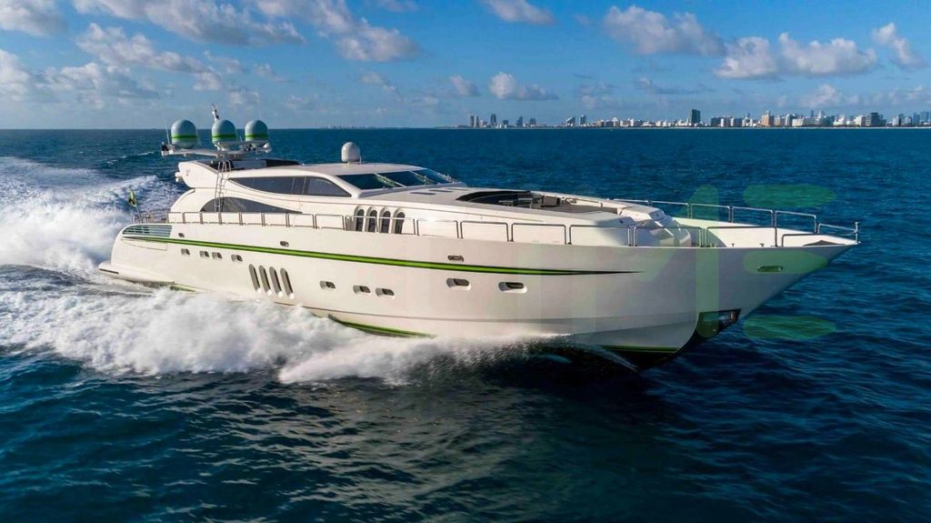 White Encore yacht - 2026 guide with the owner of the world's 4456th largest yacht, the 5th largest yacht built by superyacht builder Leopard, based in Italy.
