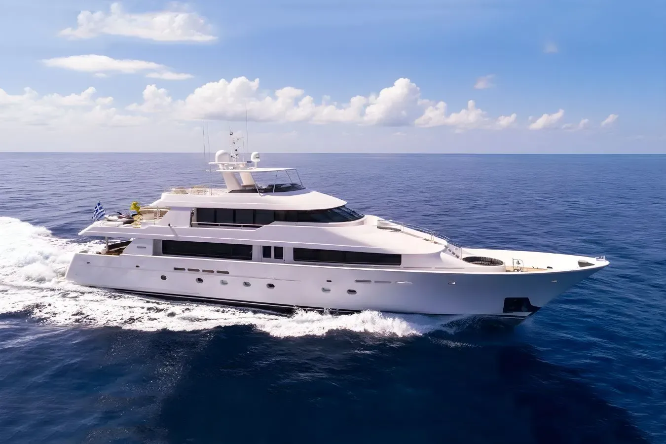 Endless Summer yacht, a 129 ft Westport luxury superyacht underway, 39.6 meters, built in 2000, 2025.