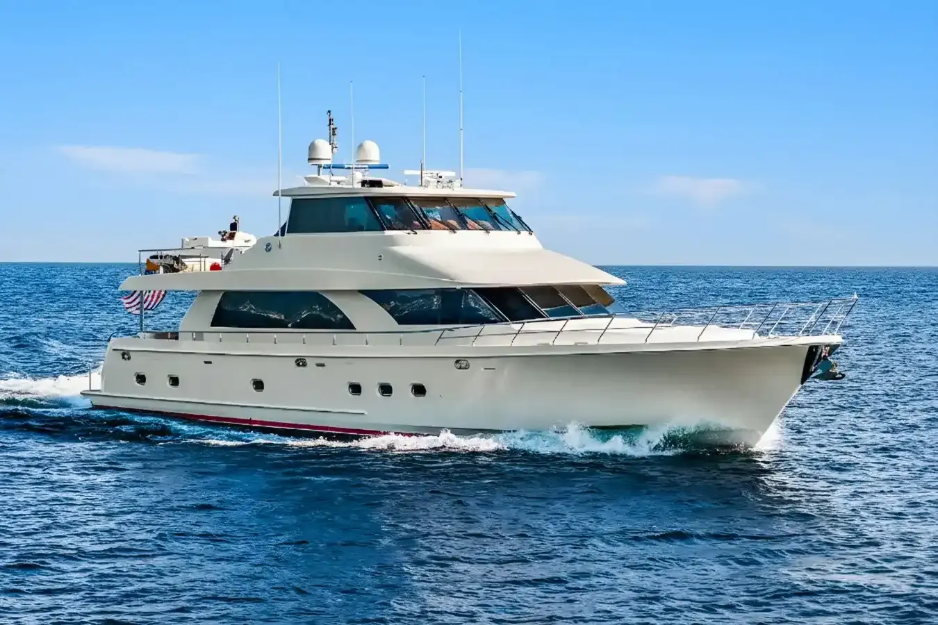 Estancia yacht, a 80 ft Ocean Alexander luxury superyacht underway, 24.38 meters, built in 2010.